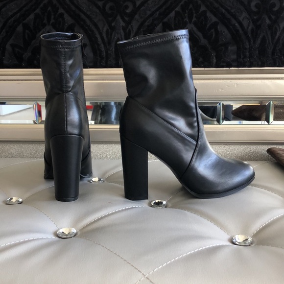 Black booties - Picture 4 of 5